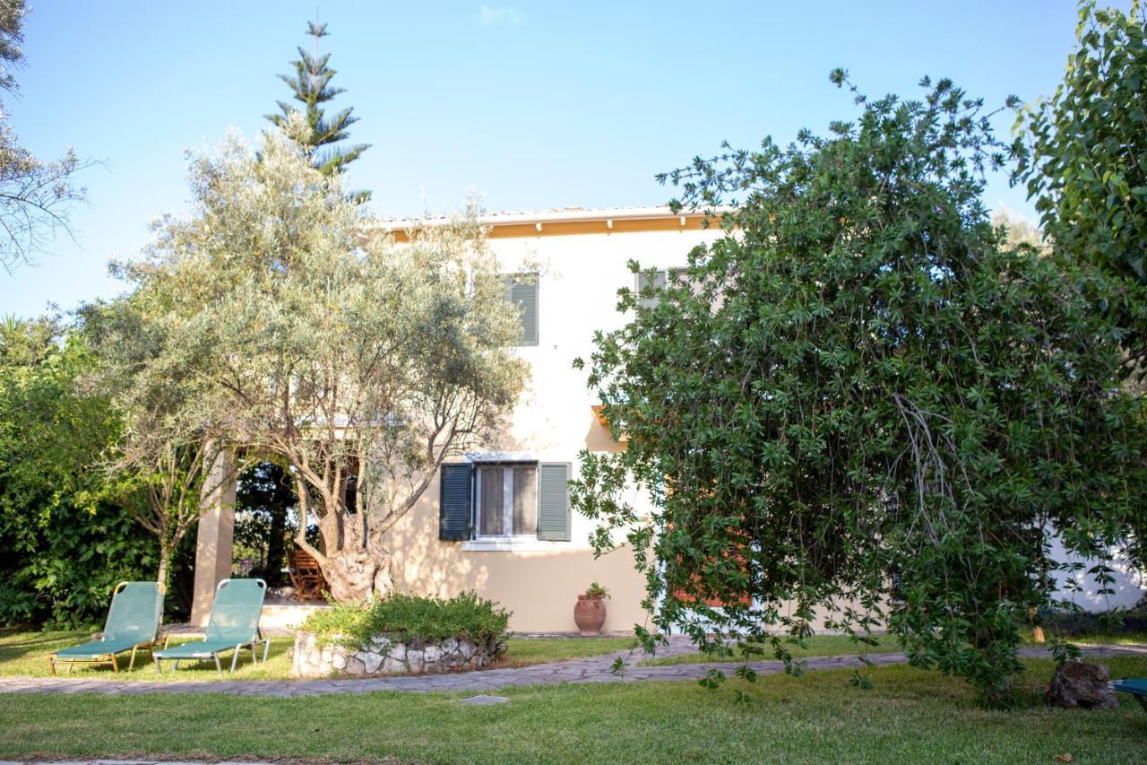 Vk Villas Apolpaina Exteriör bild