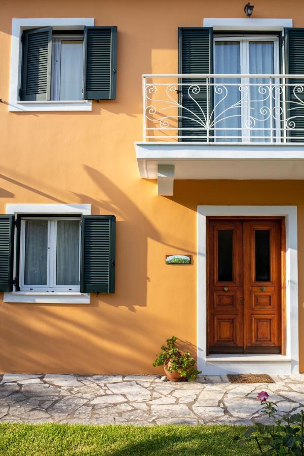 Vk Villas Apolpaina Exteriör bild